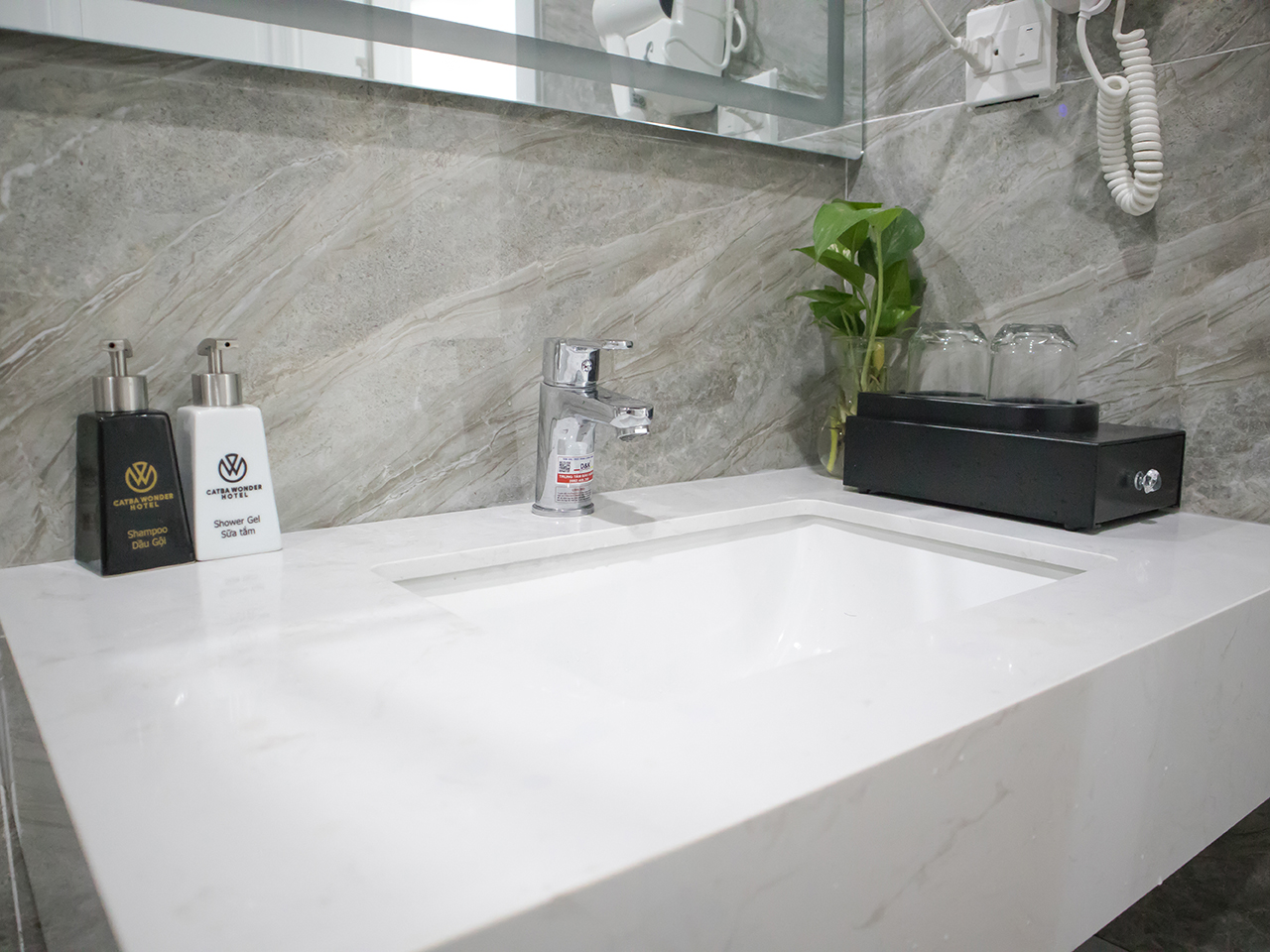 KHÁCH SẠN CATBA WONDER HOTEL